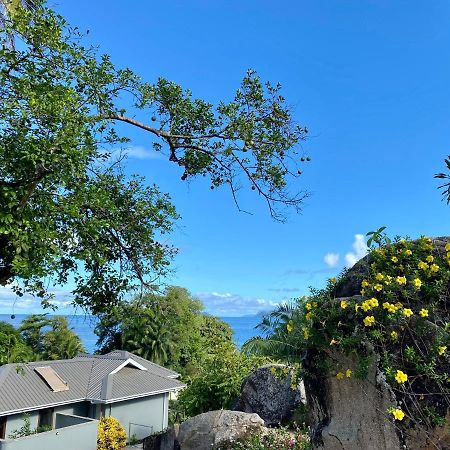 Anse Soleil Beachcomber Hotel And Self Catering Baie Lazare  Exterior photo